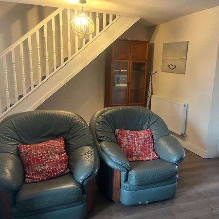 Rj S House Apartment Merthyr Tydfil Bagian luar foto